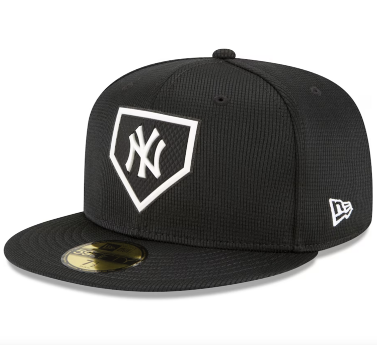 New Era Yankees 22 Club House BW
