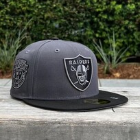New Era Raiders Graphite/Black Shield Super Bowl Champions