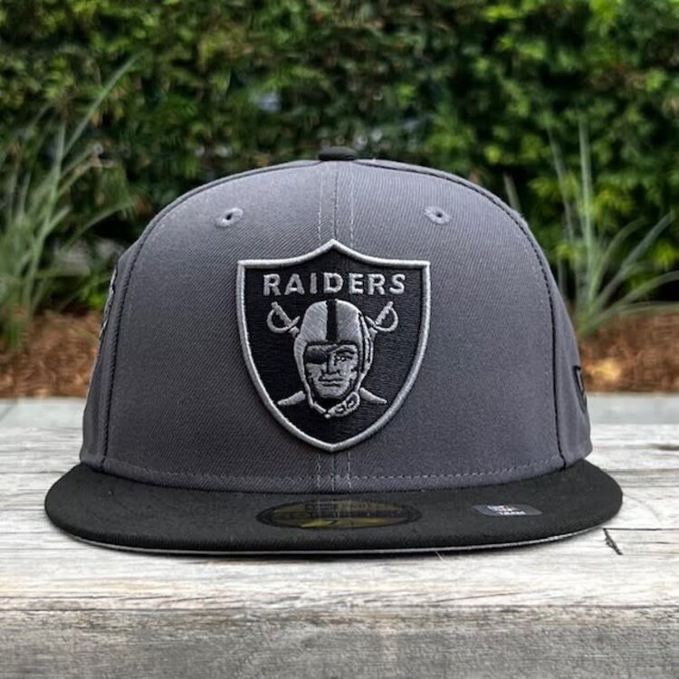 New Era Raiders Graphite/Black Shield Super Bowl Champions