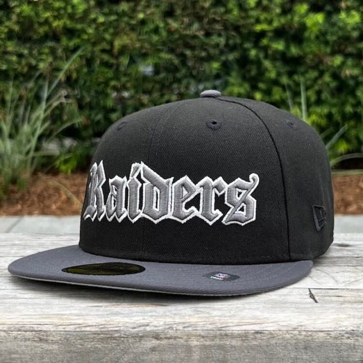 New Era Raiders Old English Black/Graphite 60 Years