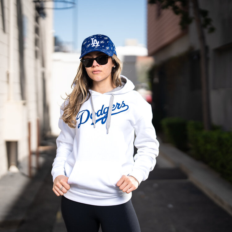 Antigua LA Dodgers Wordmark White Women's Pullover Hoodie