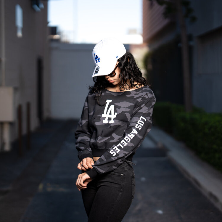 New Era LA Dodgers W NE Black Camo L/S Crop Sweater