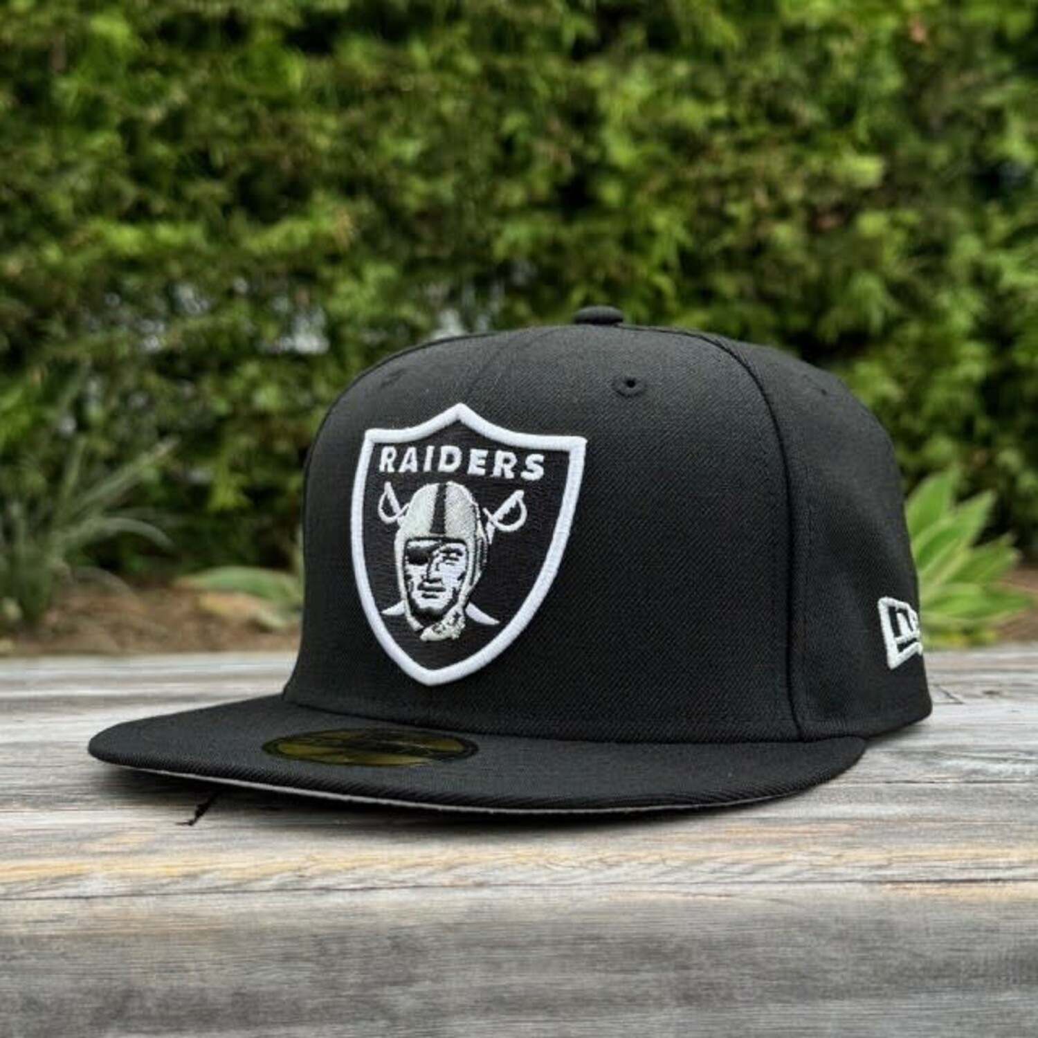 Raiders BW Back Wordmark - The Locker Room of Downey