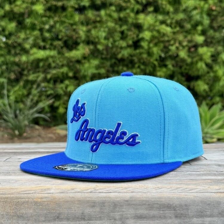 Mitchell and Ness LA Lakers HWC M&N Team 2 Tone 2.0 Fitted Lght Blue