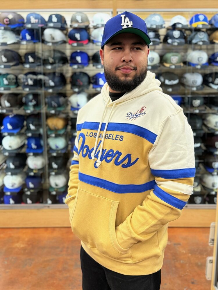 Mitchell and Ness LA Dodgers Mitchell & Ness Head Coach Hoodie Cream/Bronze