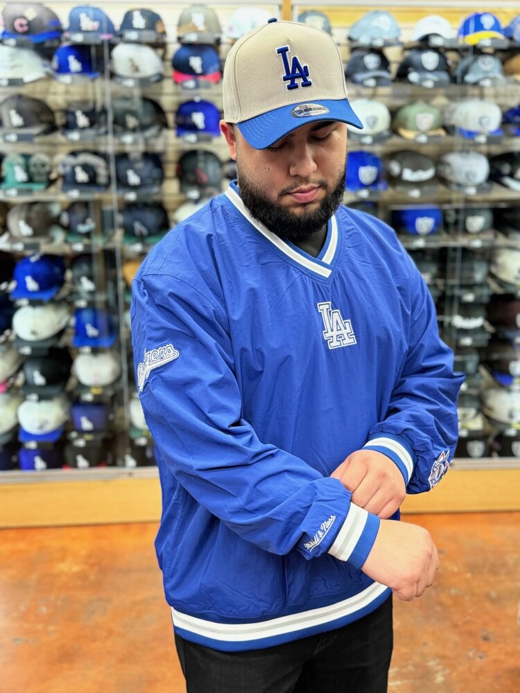 Mitchell and Ness LA Dodgers Men's M&N Classic Nylon Royal V-Neck Pullover