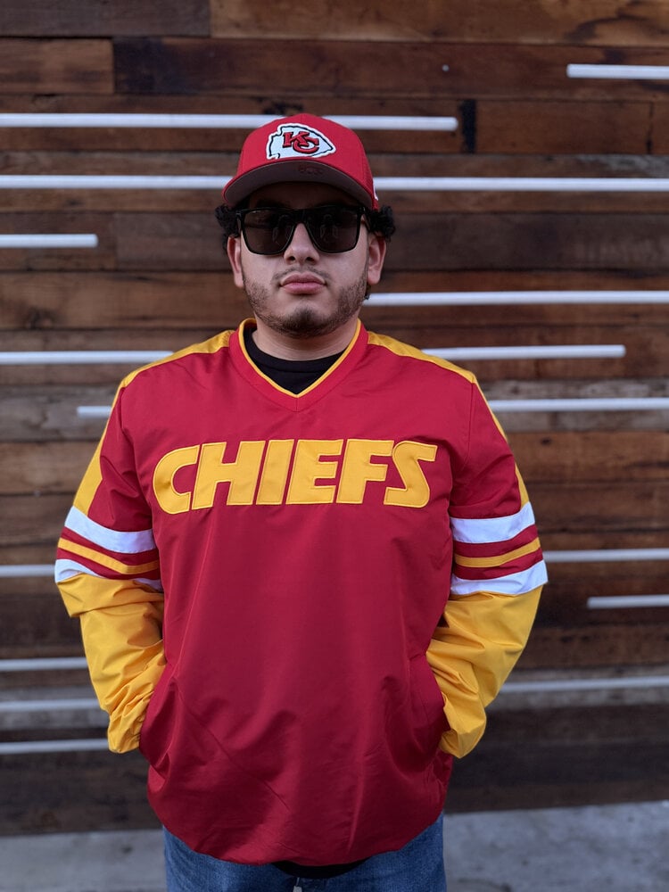 G-III Chiefs M G-III High Heat V-Neck Pullover