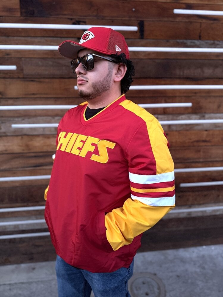 G-III Chiefs M G-III High Heat V-Neck Pullover