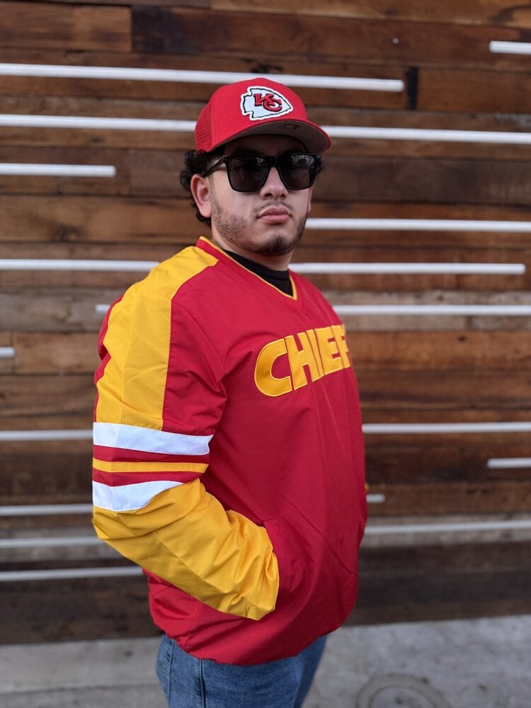 G-III Chiefs M G-III High Heat V-Neck Pullover