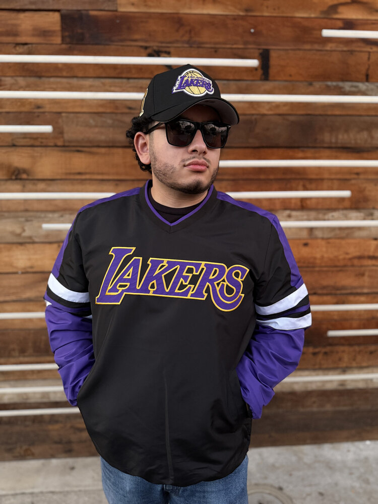 G-III Lakers M G-III High Heat V-Neck Pullover
