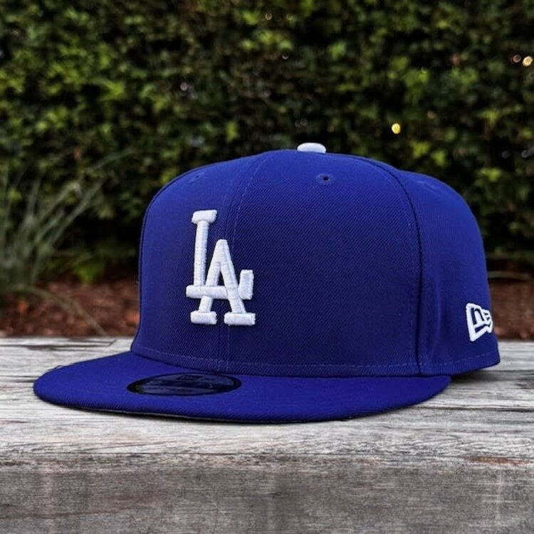 New Era LA Dodgers Royal Back to Back World Series Champs Circle SP 950 Snapback