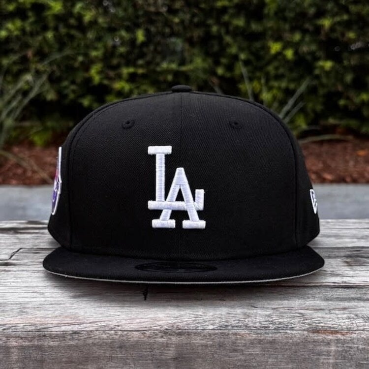 New Era LA Dodgers BW Back to Back World Series Champs Circle SP 950 Snapback