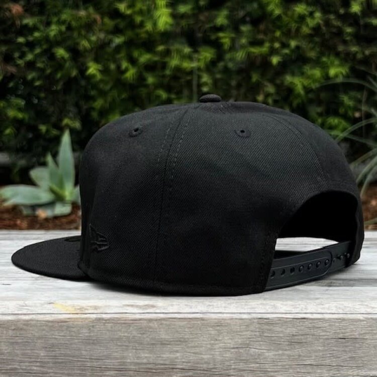 New Era LA Kings Wordmark Black Metallic Silver 2002 ASG 950 Snapback