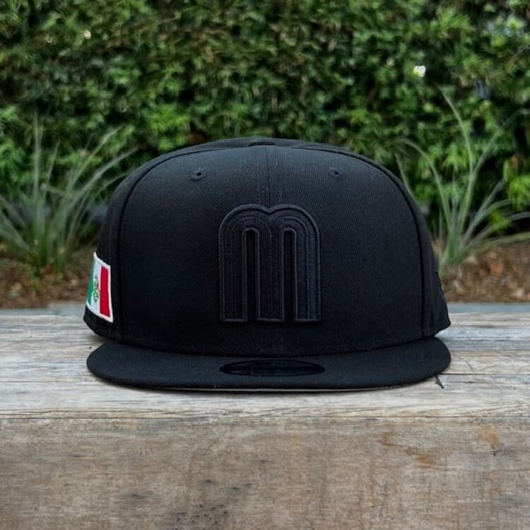 New Era Mexico Black Black "M" 950 Snapback