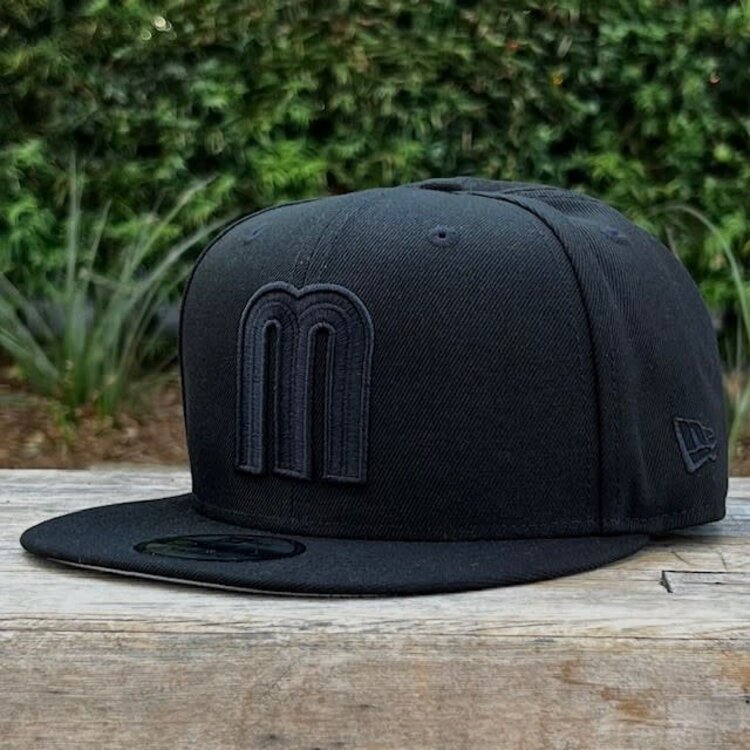 New Era Mexico Black Black "M" 950 Snapback