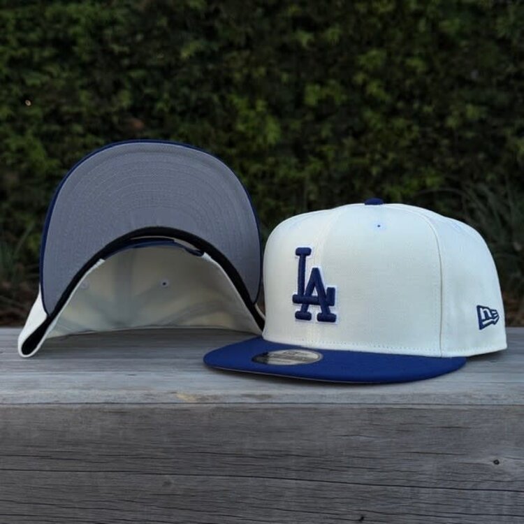 New Era LA Dodgers Ivory/Royal White Outline 950 Snapback