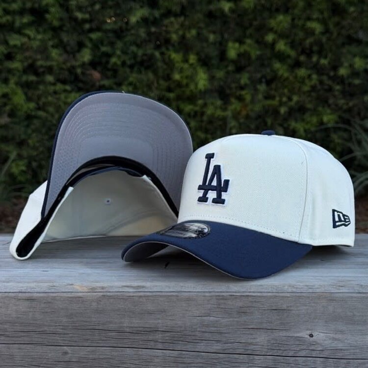 New Era LA Dodgers Ivory/Navy White Outline 940 a-frame