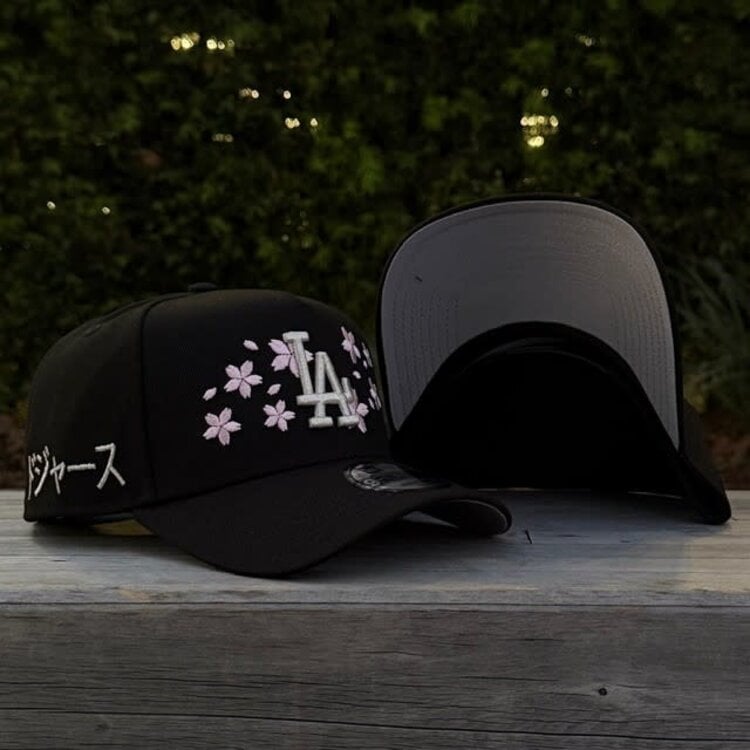 New Era LA Dodgers Black Silver Cherry Blossom Kanji SP 940 a-frame