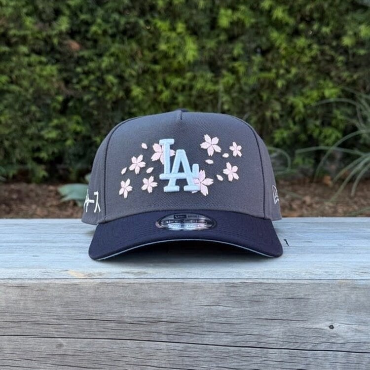 New Era LA Dodgers Graphite/Navy White Cherry Blossom Kanji SP 940 a-frame