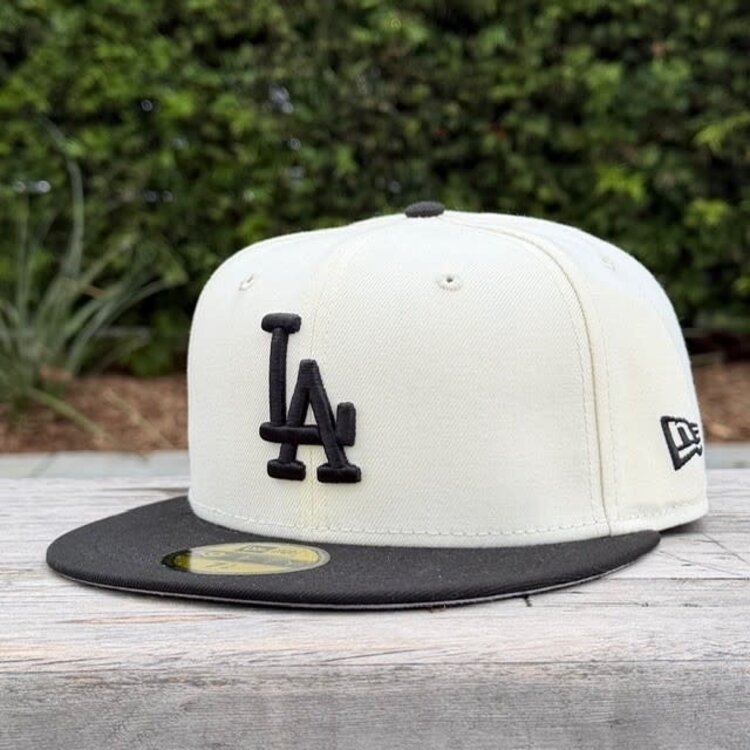 New Era LA Ivory/Black Back to Back World Series Champs Circle
