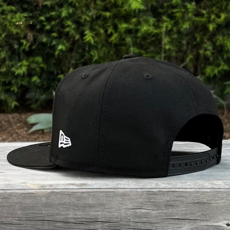 New Era LA Dodgers Black White 2025 WS Champs Side Patch 950 Snapback