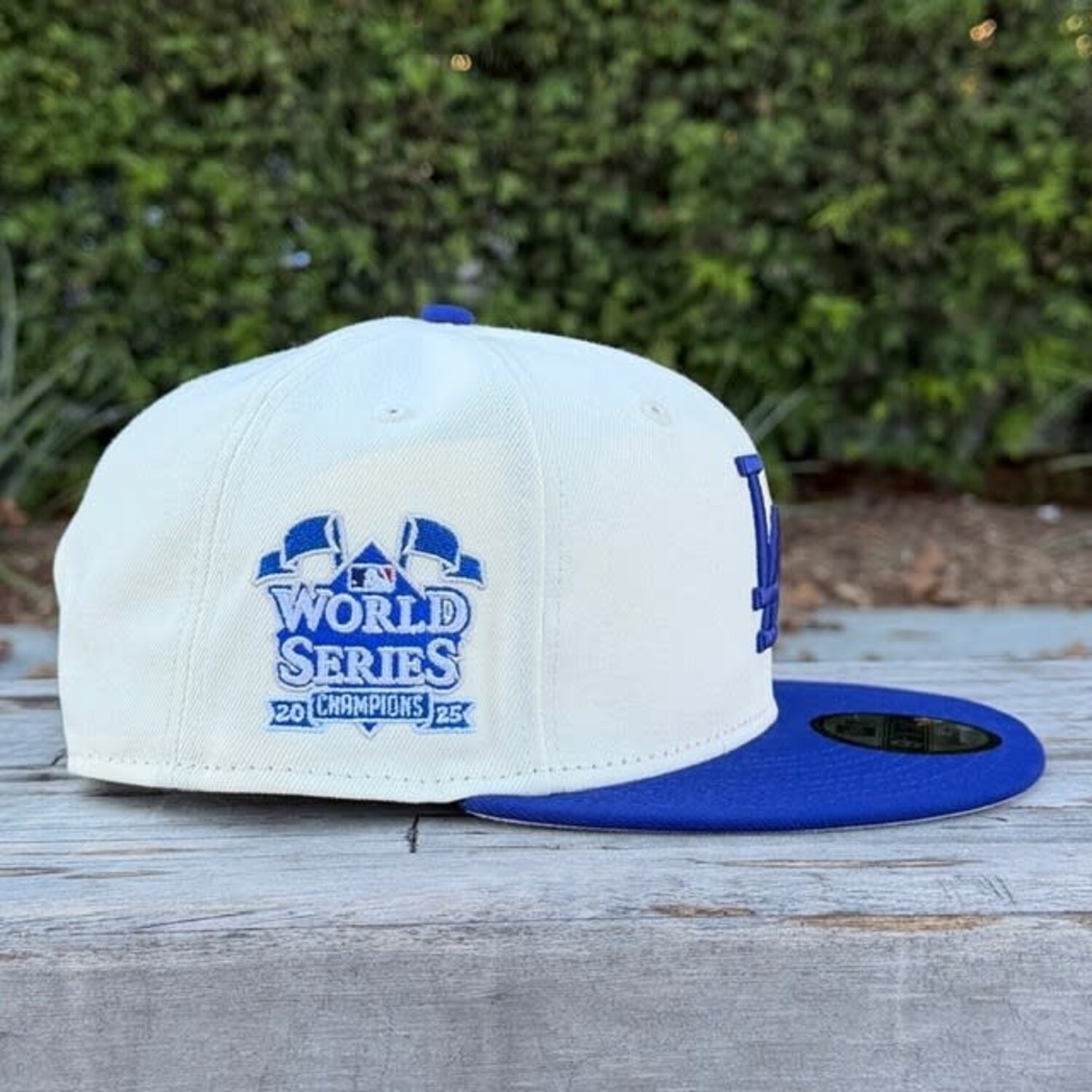 LA Dodgers Ivory/Royal 2025 WS Champs Flags 950 Snapback - The