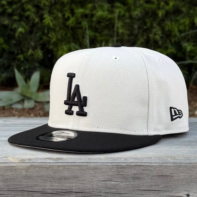 New Era LA Dodgers Stone/Black 2025 WS Champs Trophy 950 Snapback