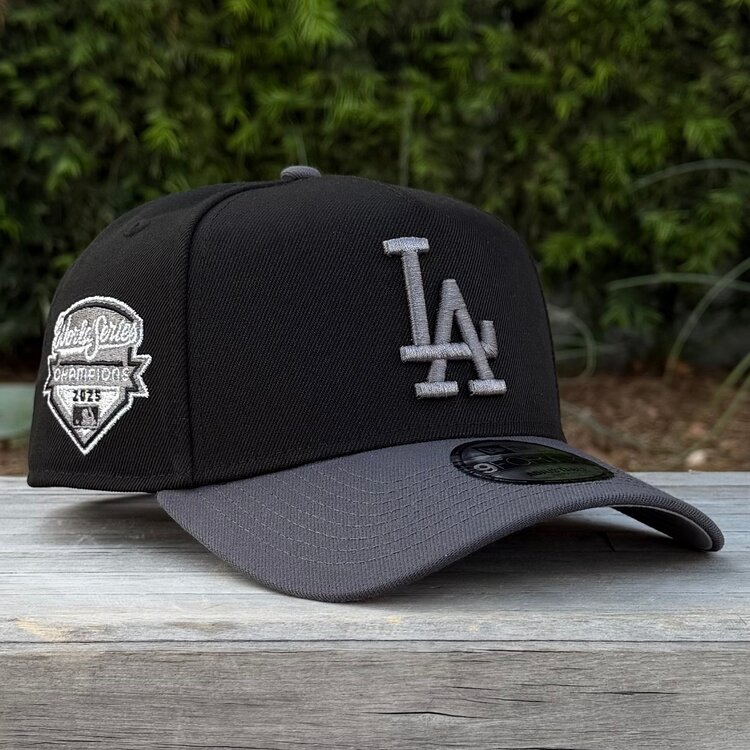 New Era LA Dodgers Black/Graphite 2025 WS Champs Side Patch 940 A-Frame