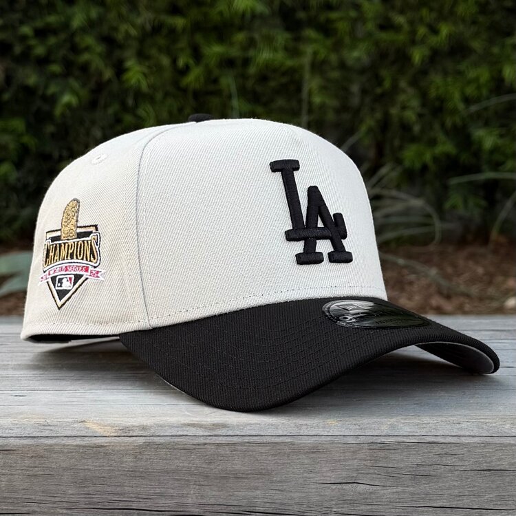 New Era LA Dodgers Stone/Black 2025 WS Champs Trophy 940 A-Frame