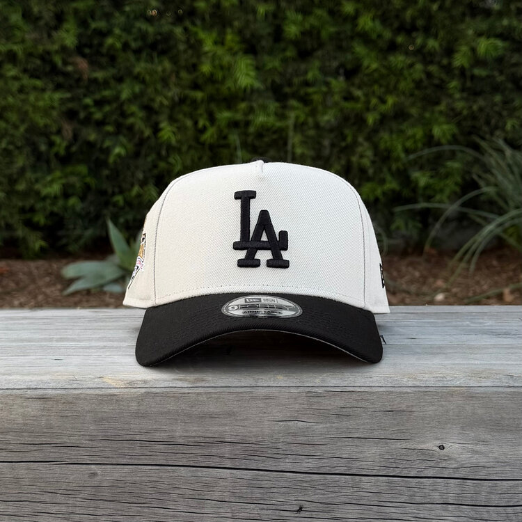 New Era LA Dodgers Stone/Black 2025 WS Champs Trophy 940 A-Frame