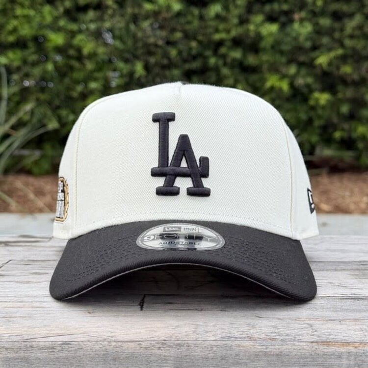 New Era LA Ivory/Black 2025 World Series Champs Laurel SP 940 a-frame