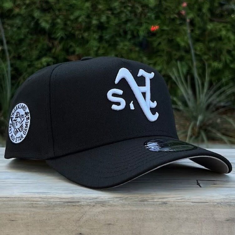 New Era Athletics "A's" Upside Down BW 1987 ASG 940 A-Frame