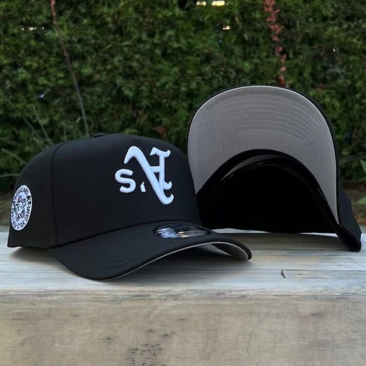 New Era Athletics "A's" Upside Down BW 1987 ASG 940 A-Frame
