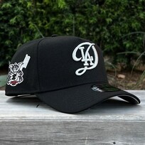 New Era LA City Connect Black Metallic Silver Japanese 2025 WS Champs 940 a-frame