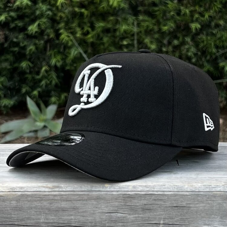 New Era LA City Connect Black Metallic Silver Japanese 2025 WS Champs 940 a-frame