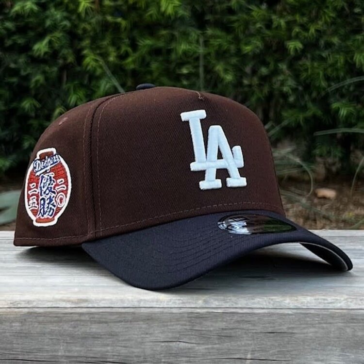 New Era LA Dark Brown/Navy Japanese 2025 Champions Lantern SP 940 a-frame