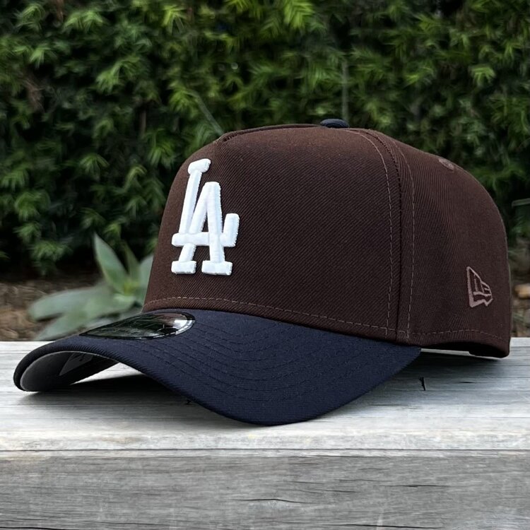 New Era LA Dark Brown/Navy Japanese 2025 Champions Lantern SP 940 a-frame