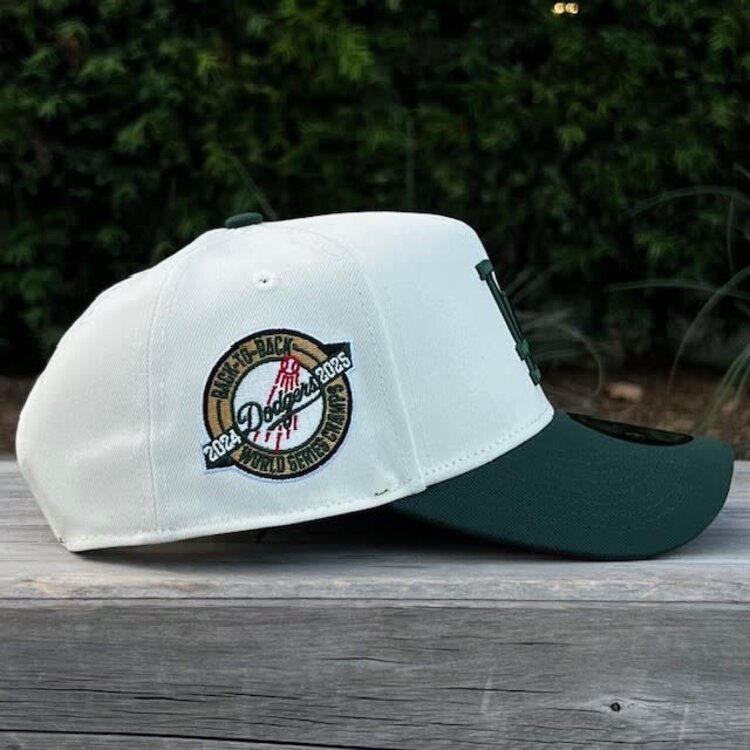 New Era LA Ivory/Dark Green Back to Back World Series Champs Circle Red UV 940 a-frame