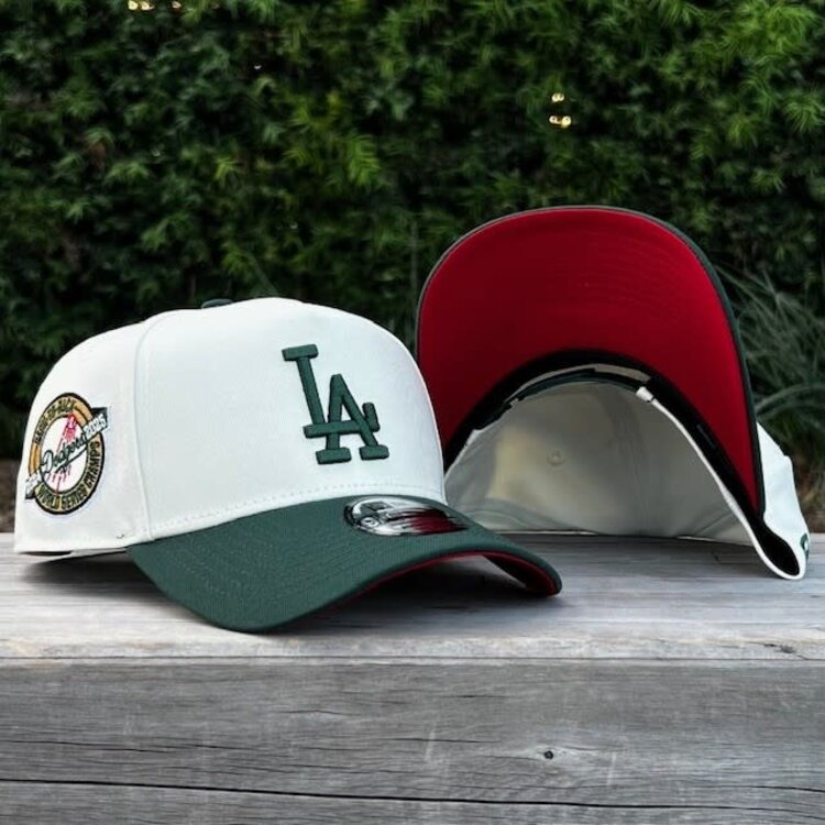New Era LA Ivory/Dark Green Back to Back World Series Champs Circle Red UV 940 a-frame