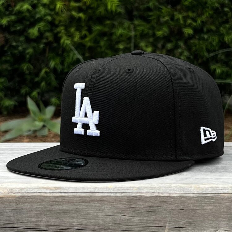 New Era LA Black White Back to Back World Series Champs Circle 950 Snapback