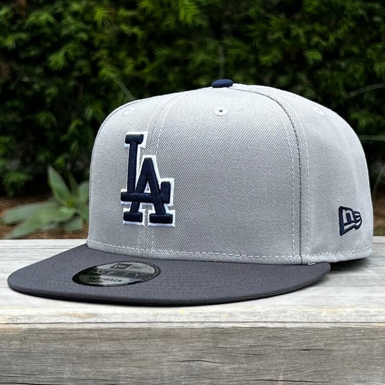 New Era LA Light Gray/Dark Gray Japanese 2025 WS Champs 950 Snapback