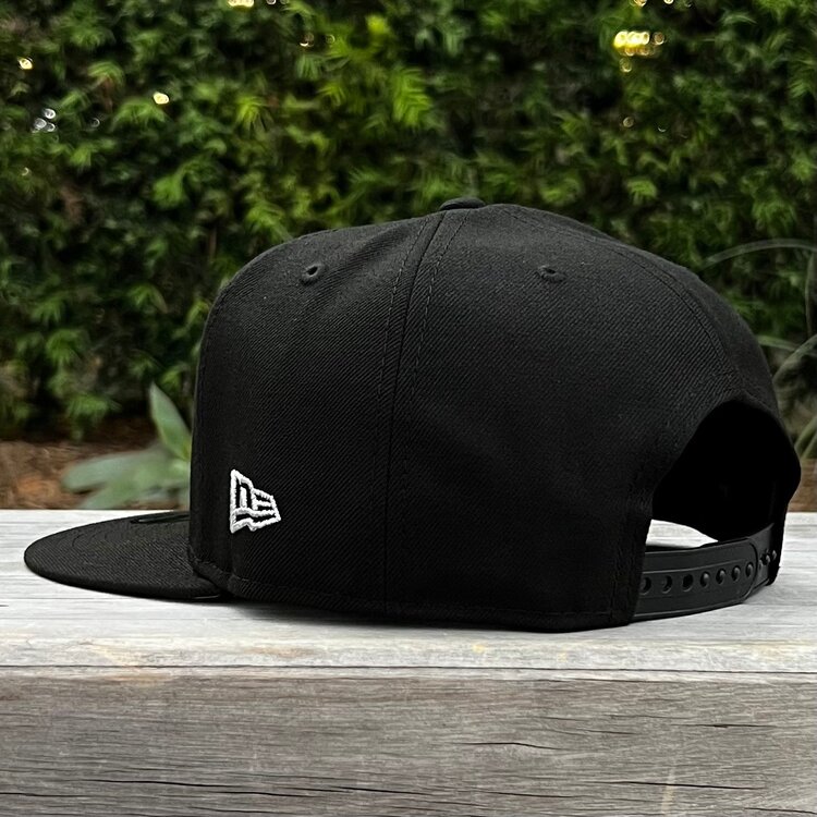 New Era LA City Connect Black Metallic Silver Japanese 2025 WS Champs 950 Snapback