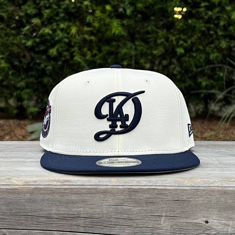 New Era LA City Connect Ivory/Navy 2025 World Series Champions Circle 950 Snapback
