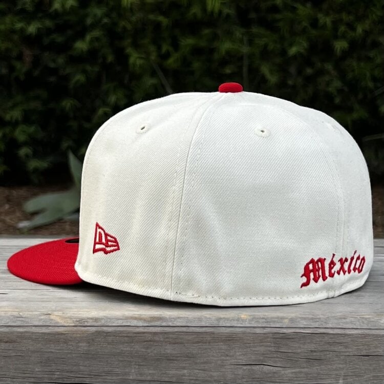 New Era Diablos de Mexico Ivory/Red Side Script