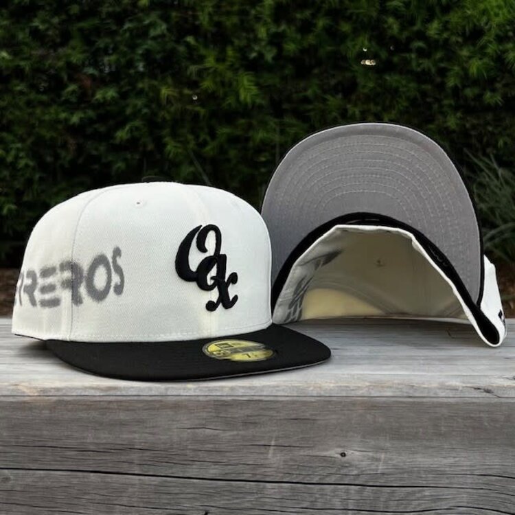 New Era Guerreros de Oaxaca Ivory/Black Side Script