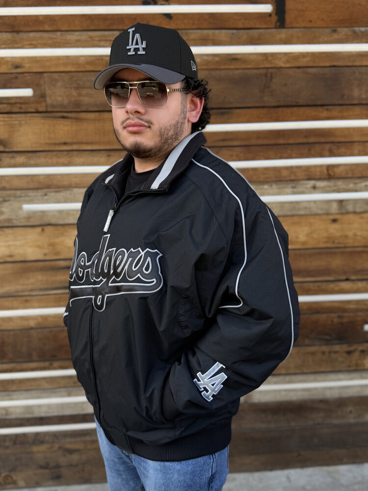 Mitchell and Ness LA Dodgers Men's 2005 Dugout Jacket Black