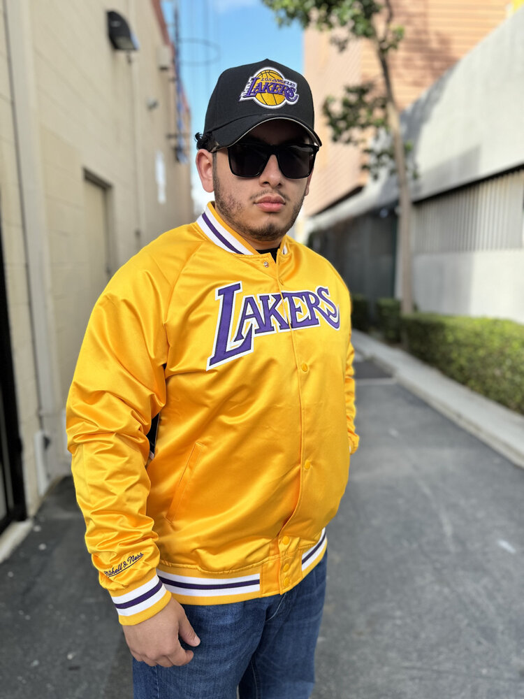 Mitchell and Ness LA Lakers M&N Lightweight Satin Jacket Yellow Gold