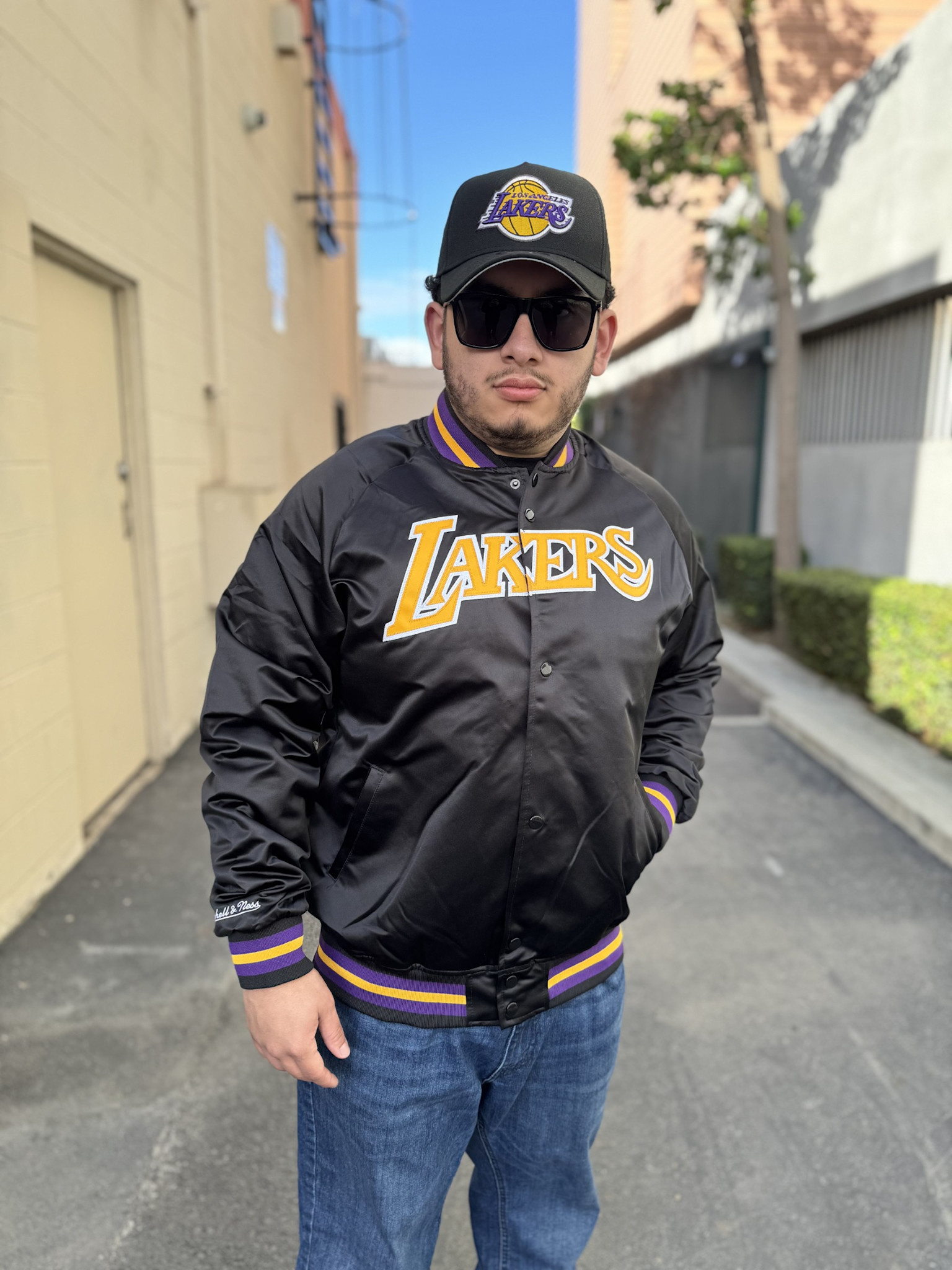LA Lakers M&N Lightweight Satin Jacket Black - The Locker Room of