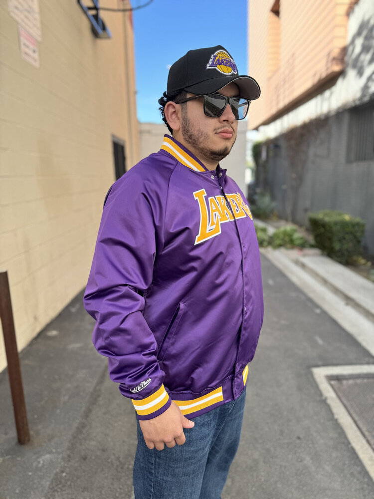 Mitchell and Ness LA Lakers M&N Lightweight Satin Jacket Purple