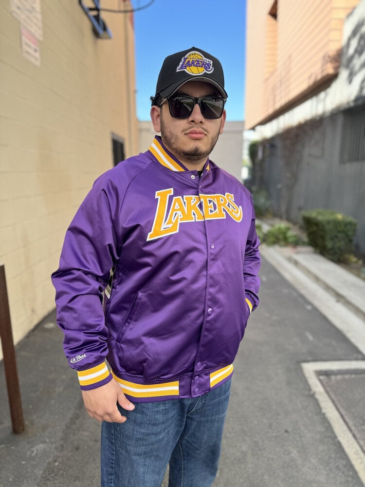 Mitchell and Ness LA Lakers M&N Lightweight Satin Jacket Purple